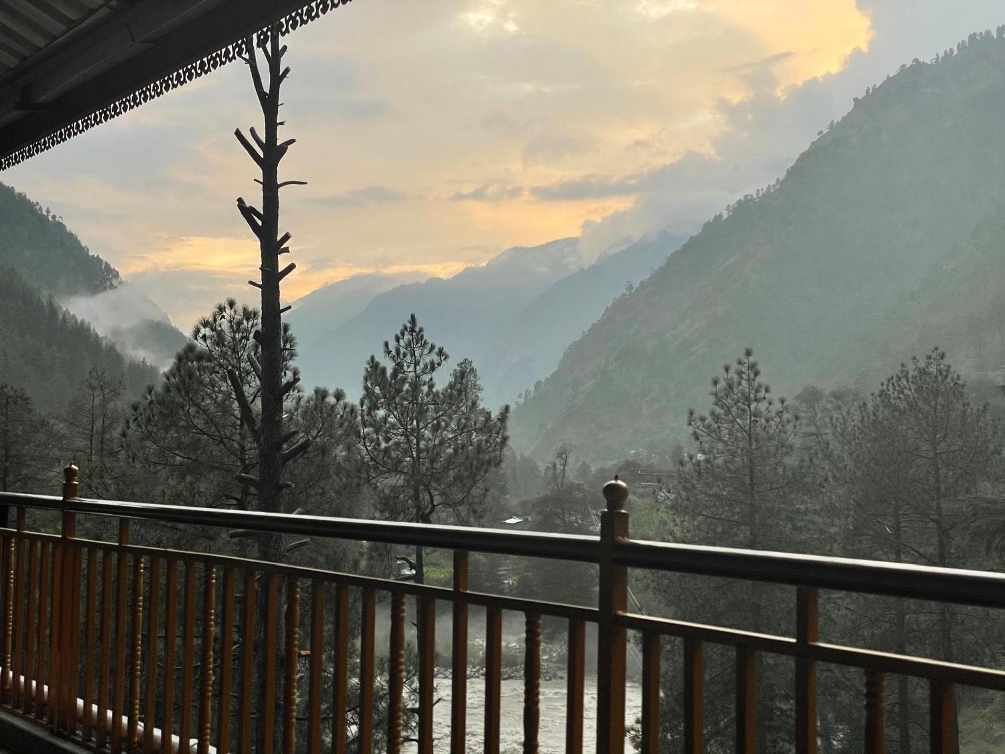 Highland Spirit 2 Hotel Kasol Kültér fotó